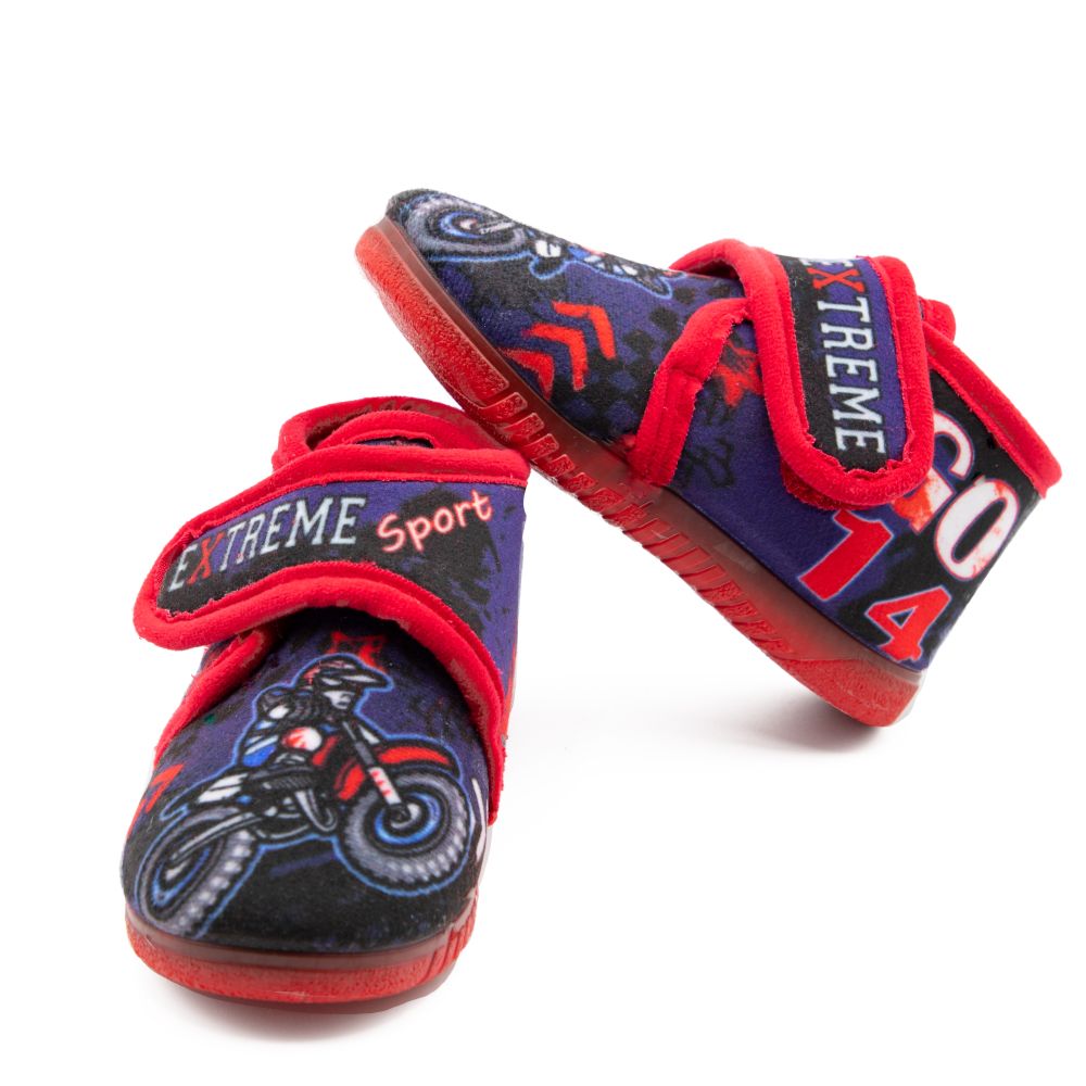 Zapatilla de niño moto