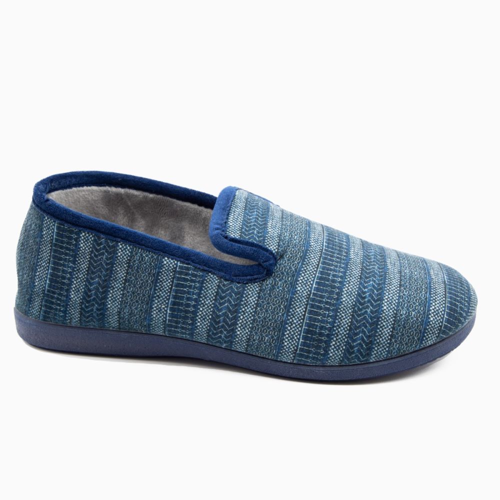 Zapatilla cerrada rayas