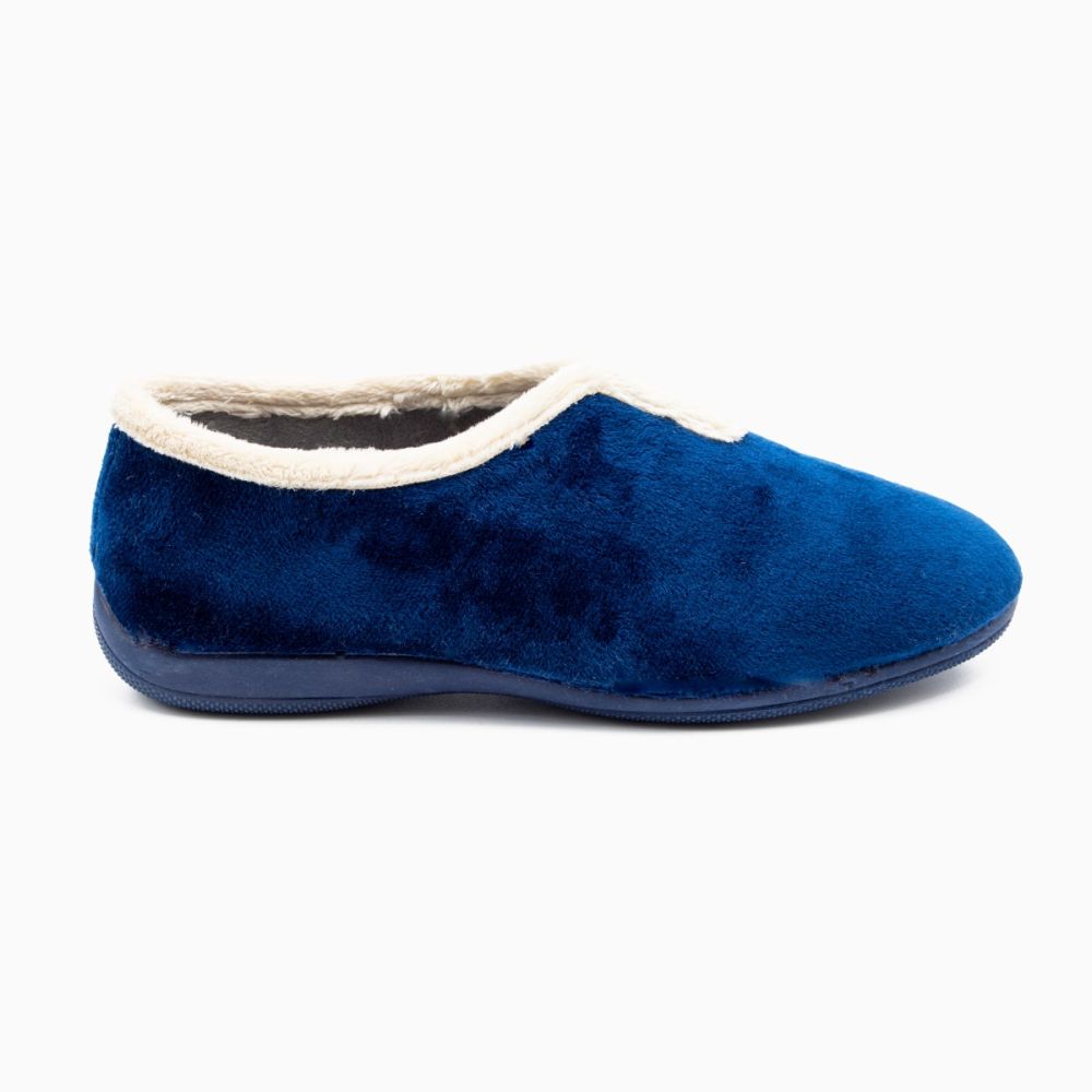 Zapatilla cerrada borreguito