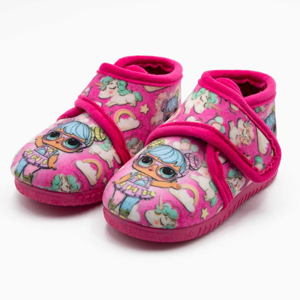 Zapatilla muñeca