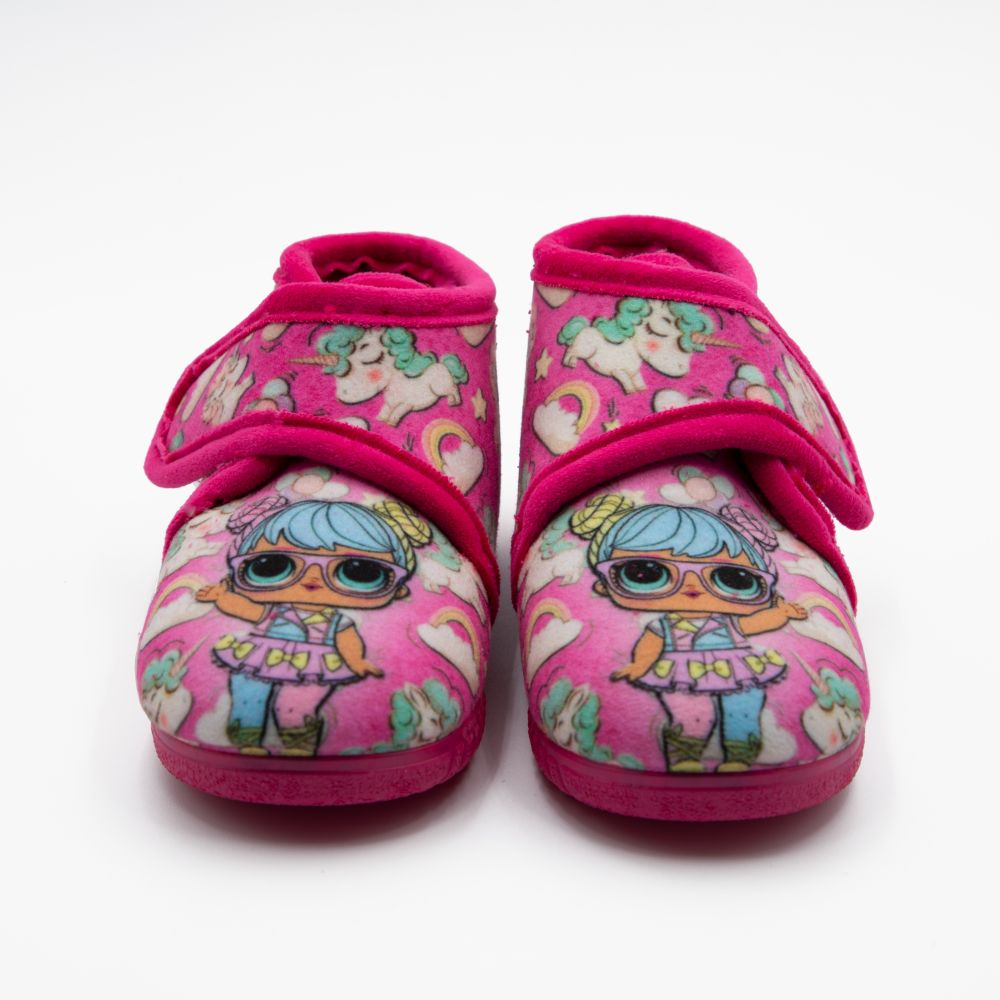 Zapatilla muñeca